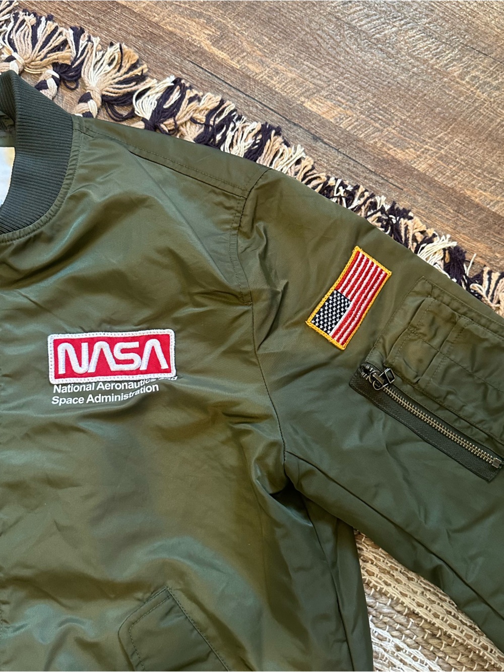 ☾ H&M NASA patch bomber jacket 🇺🇸 - Picture 6 of 8